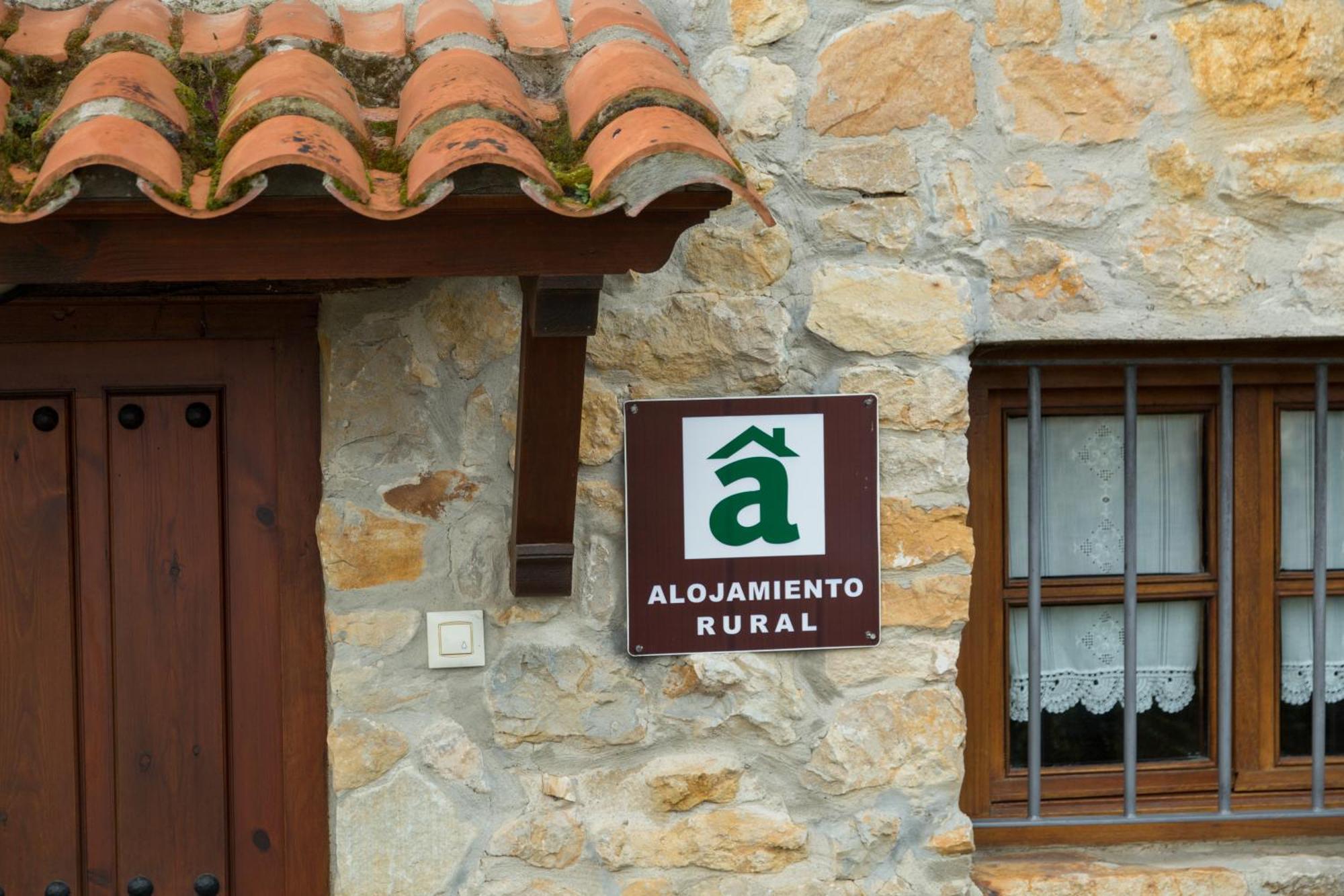 Viviendas rurales Fuente Domingo Santillana del Mar Exterior foto