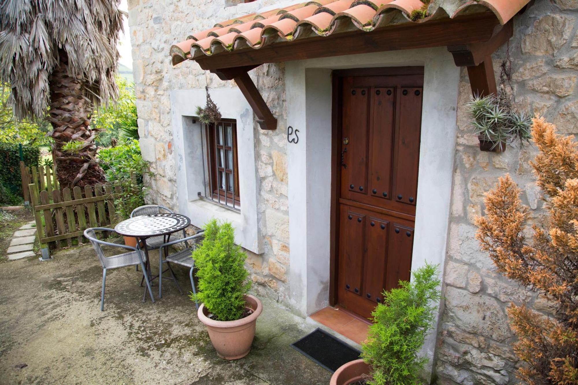 Viviendas rurales Fuente Domingo Santillana del Mar Exterior foto